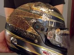 Simona de Silvestro helmet after the fire